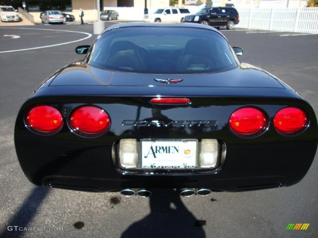 2004 Corvette Coupe - Black / Black photo #9