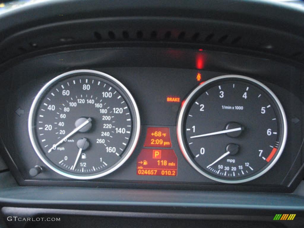 2008 BMW 5 Series 550i Sedan Gauges Photo #38633926