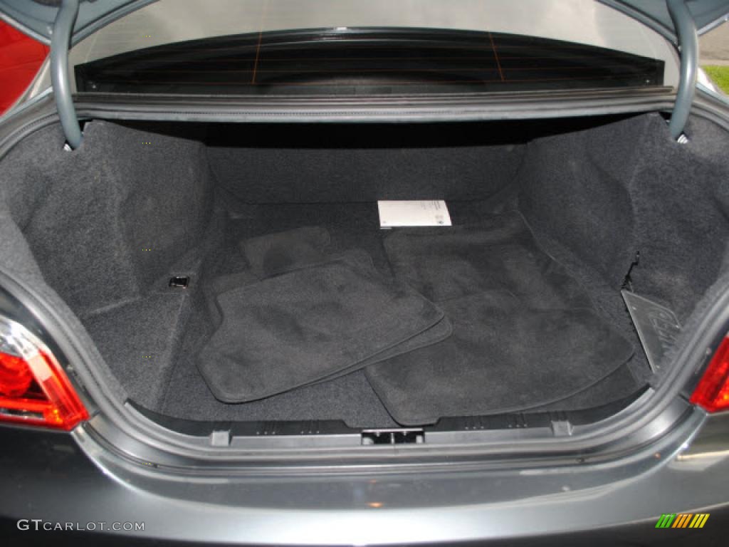2008 BMW 5 Series 528i Sedan Trunk Photo #38634902
