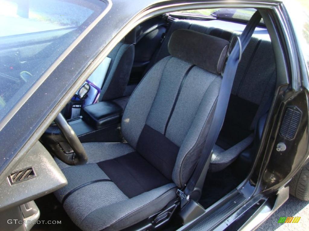 Gray/Black Interior 1991 Chevrolet Camaro Z28 Photo #38635022