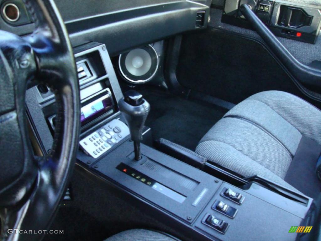 1991 Chevrolet Camaro Z28 4 Speed Automatic Transmission Photo #38635146