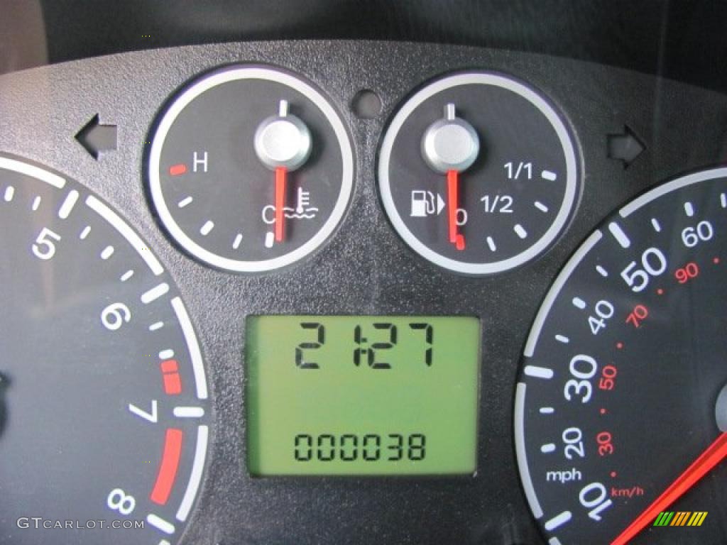 2010 Ford Transit Connect XL Cargo Van Gauges Photo #38636086