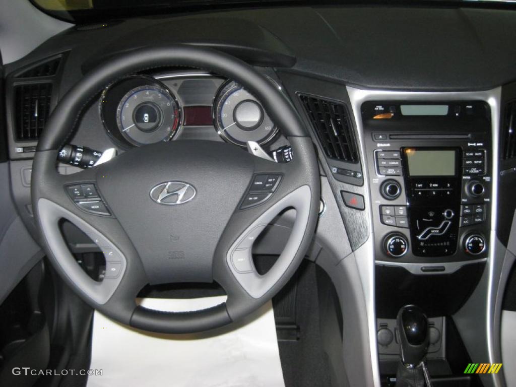 2011 Hyundai Sonata SE 2.0T Gray Dashboard Photo #38636286