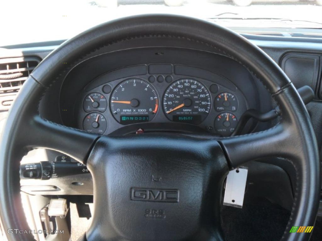 2003 GMC Sonoma SLS Regular Cab Graphite Steering Wheel Photo #38637358