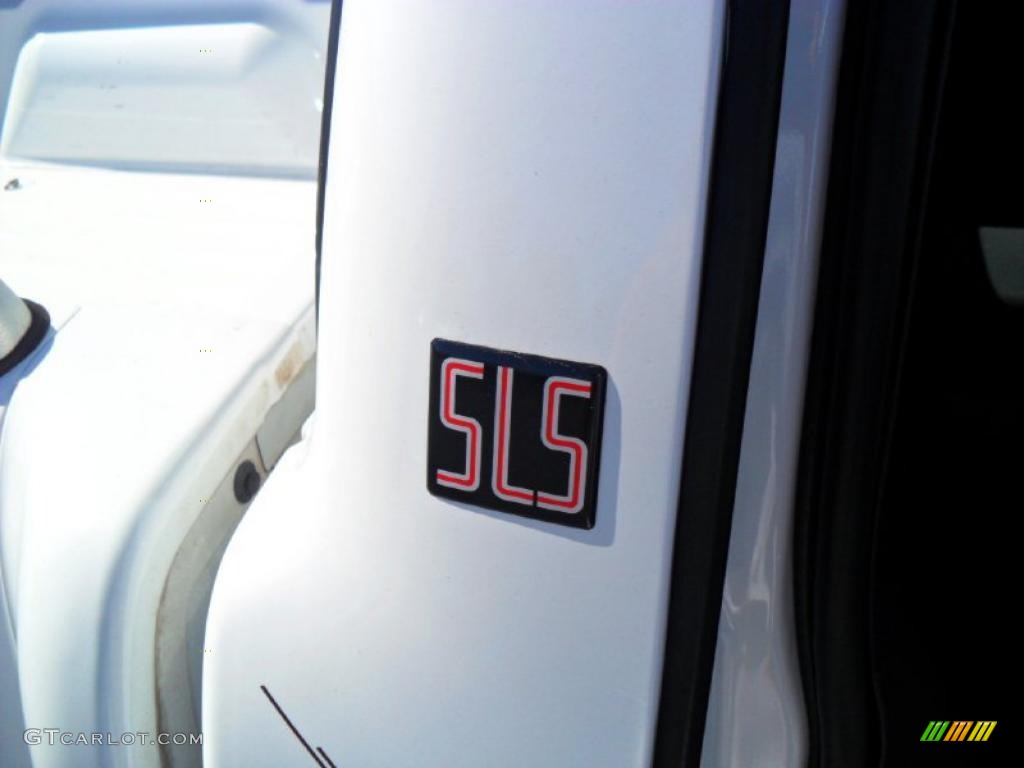 2003 GMC Sonoma SLS Regular Cab Marks and Logos Photo #38637470