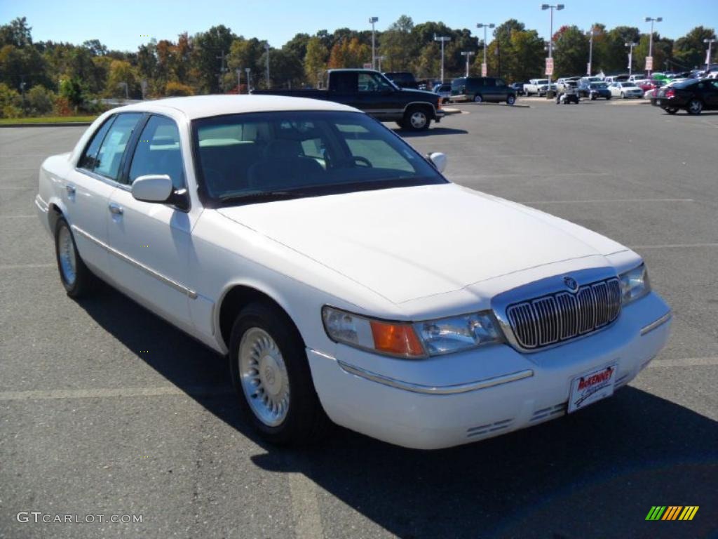 1999 Grand Marquis LS - Vibrant White / Light Graphite photo #5