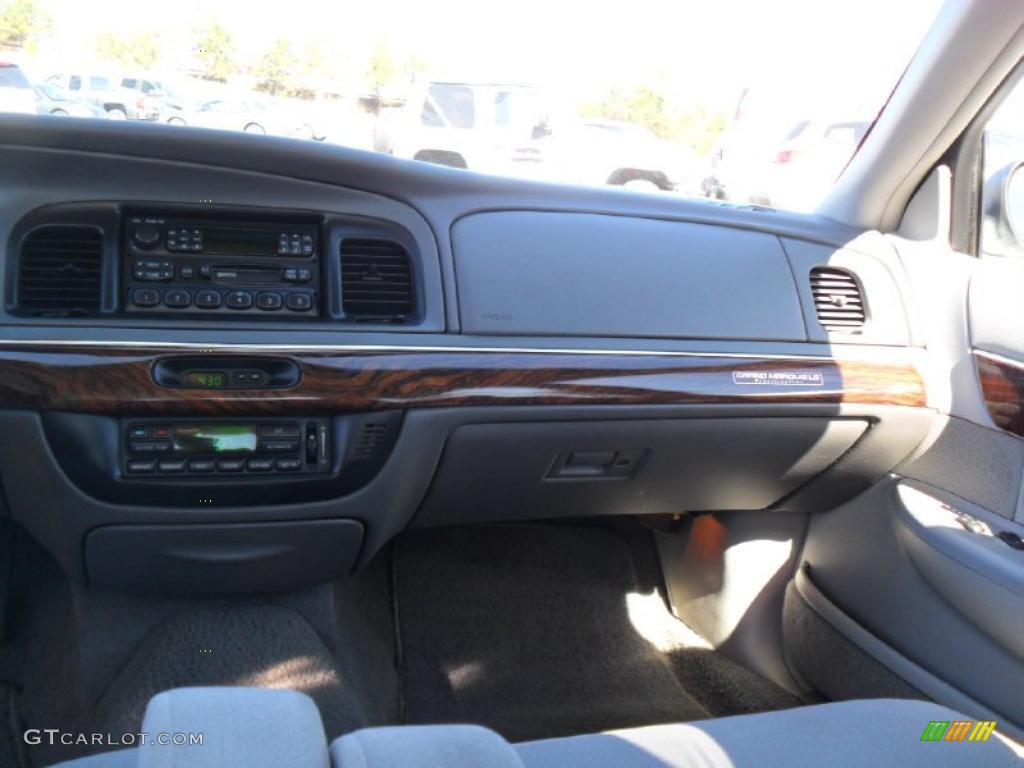 1999 Grand Marquis LS - Vibrant White / Light Graphite photo #15