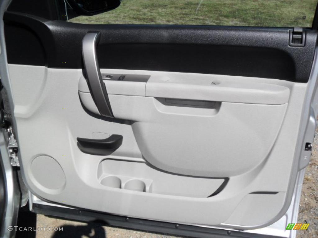 2010 Chevrolet Silverado 1500 LT Crew Cab Light Titanium/Ebony Door Panel Photo #38639102