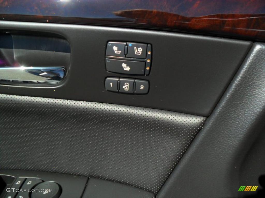 2008 DTS  - Black Raven / Ebony photo #10