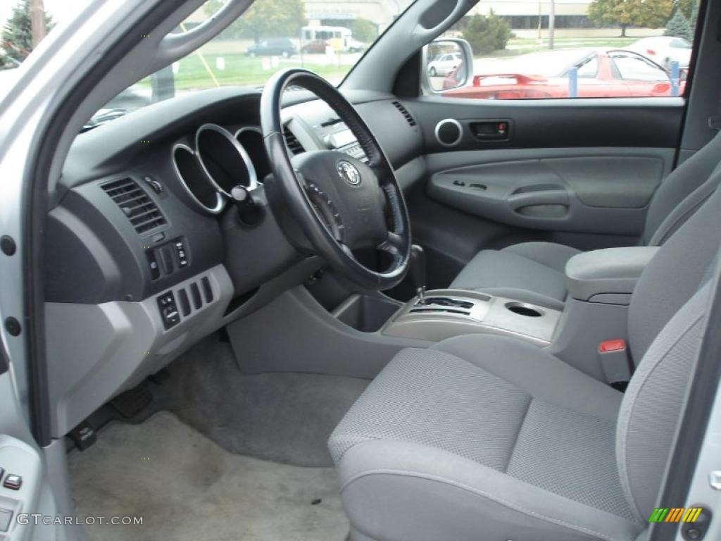 Graphite Gray Interior 2005 Toyota Tacoma V6 TRD Sport Double Cab 4x4 Photo #38641034