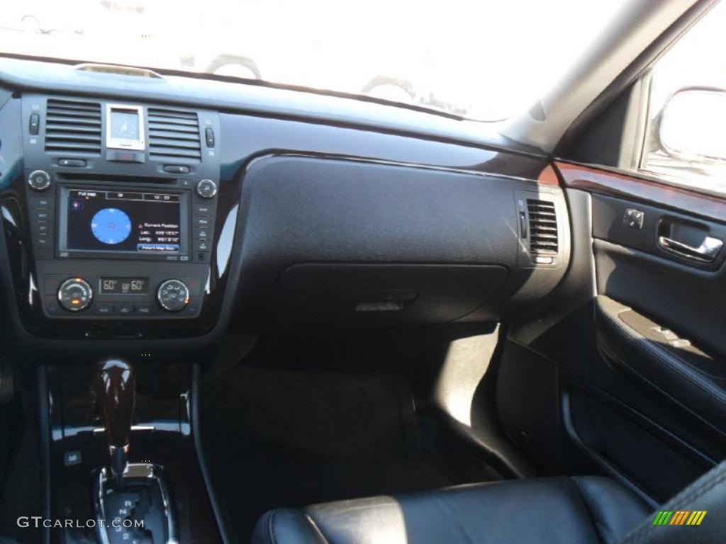 2008 DTS  - Black Raven / Ebony photo #18