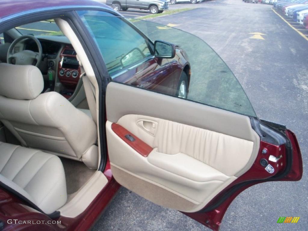 2004 Mitsubishi Diamante LS Beige Door Panel Photo #38641818