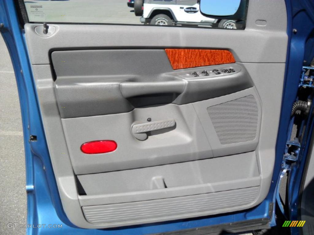 2006 Dodge Ram 1500 SLT Mega Cab 4x4 Medium Slate Gray Door Panel Photo #38641858