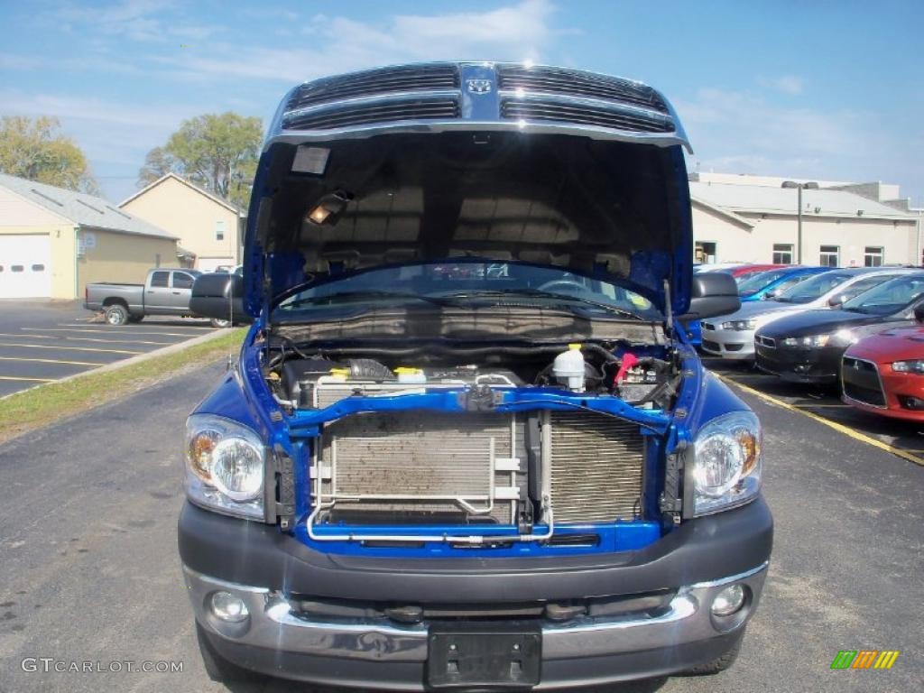 2007 Ram 1500 SLT Quad Cab 4x4 - Electric Blue Pearl / Medium Slate Gray photo #17