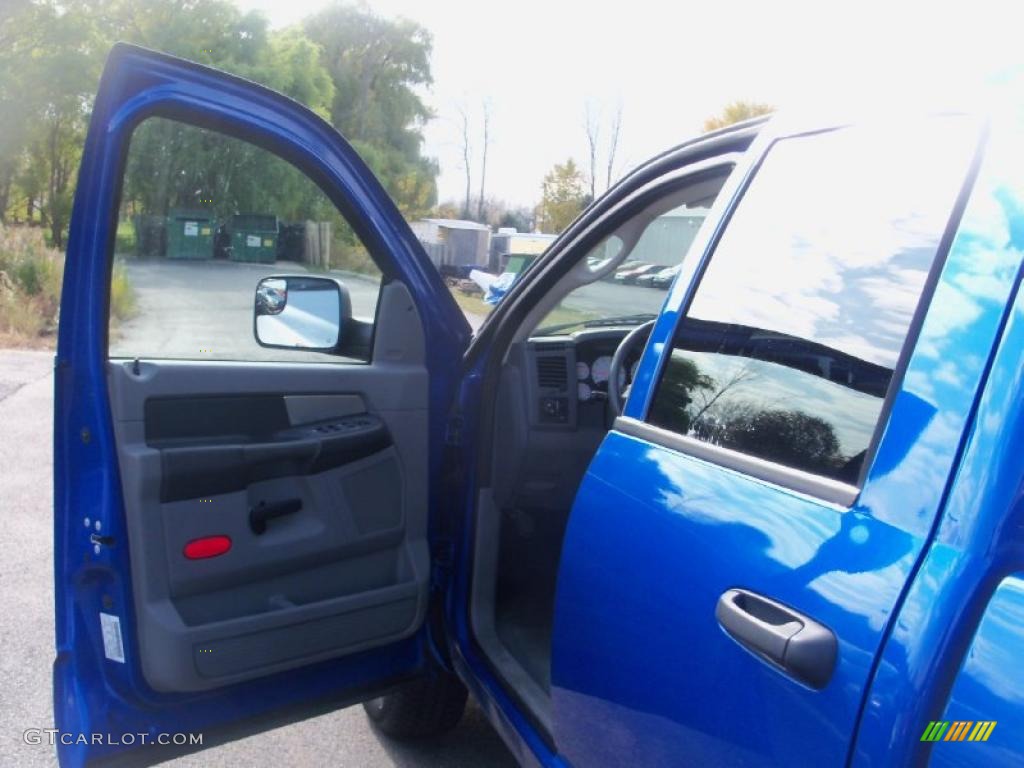2007 Ram 1500 SLT Quad Cab 4x4 - Electric Blue Pearl / Medium Slate Gray photo #20