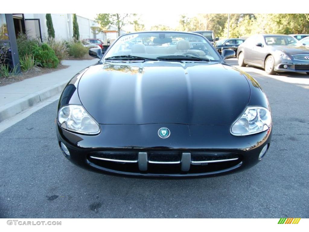 2003 XK XK8 Convertible - Ebony Black / Cashmere photo #15