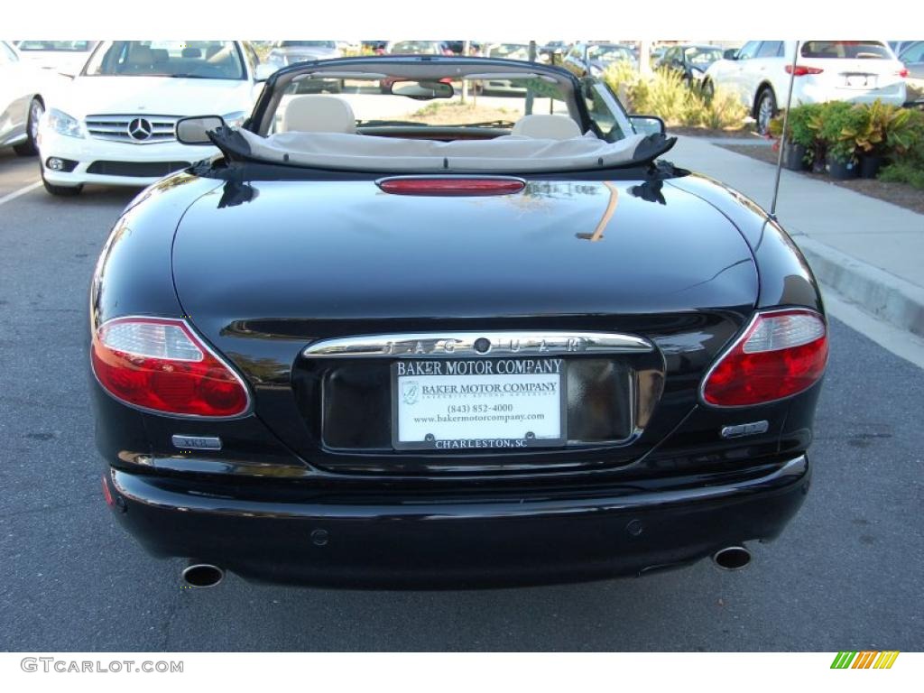 2003 XK XK8 Convertible - Ebony Black / Cashmere photo #18