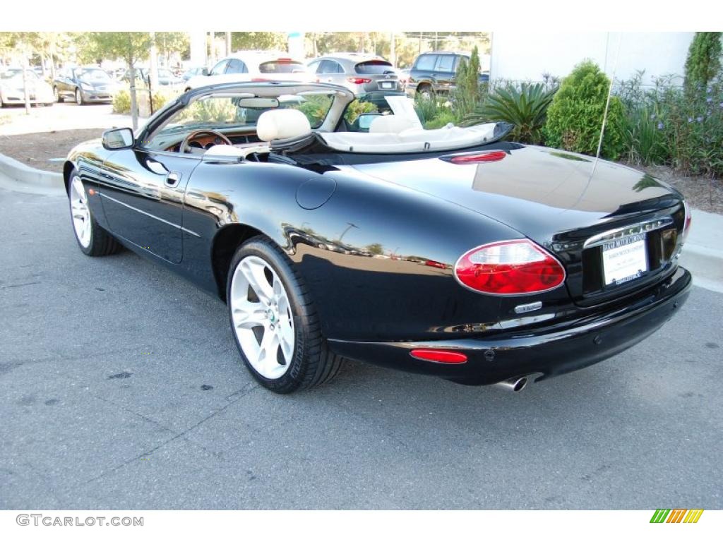 2003 XK XK8 Convertible - Ebony Black / Cashmere photo #19