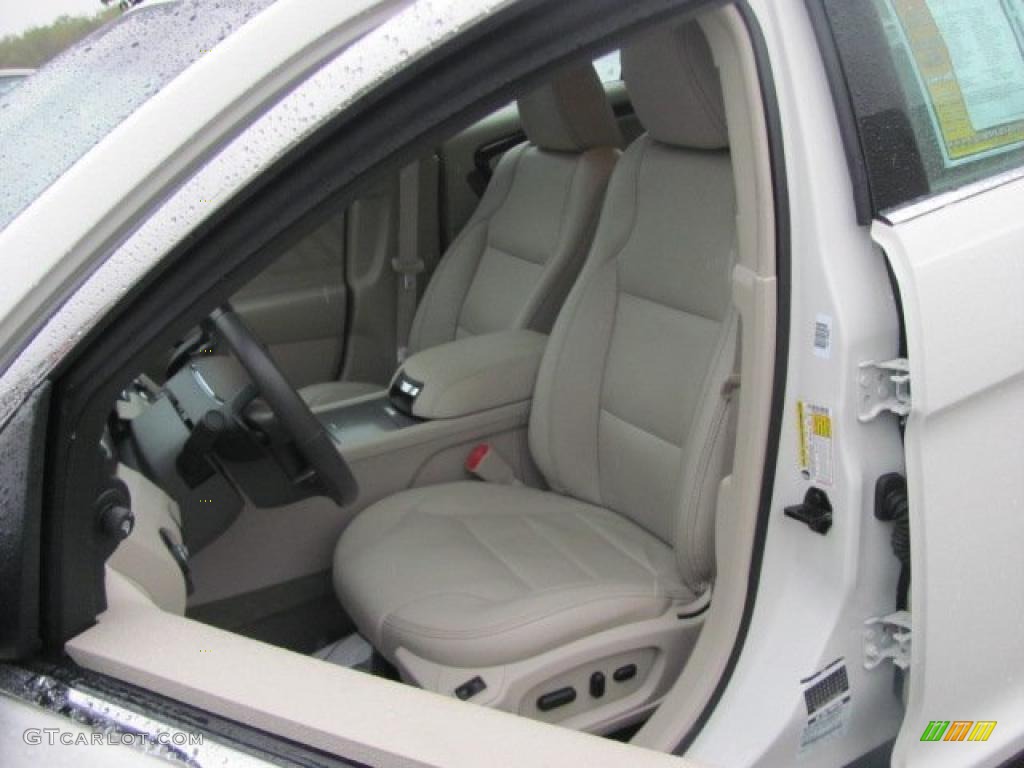 Light Stone Interior 2010 Ford Taurus Limited Photo #38645946