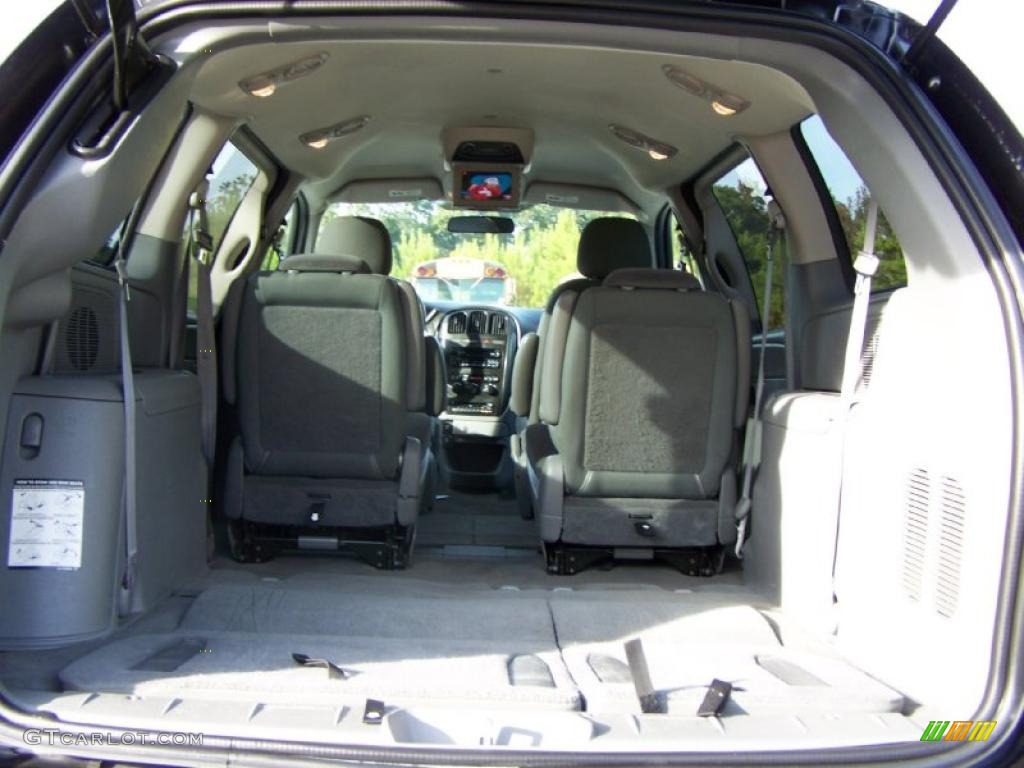 2005 Dodge Grand Caravan SXT Trunk Photo #38646998