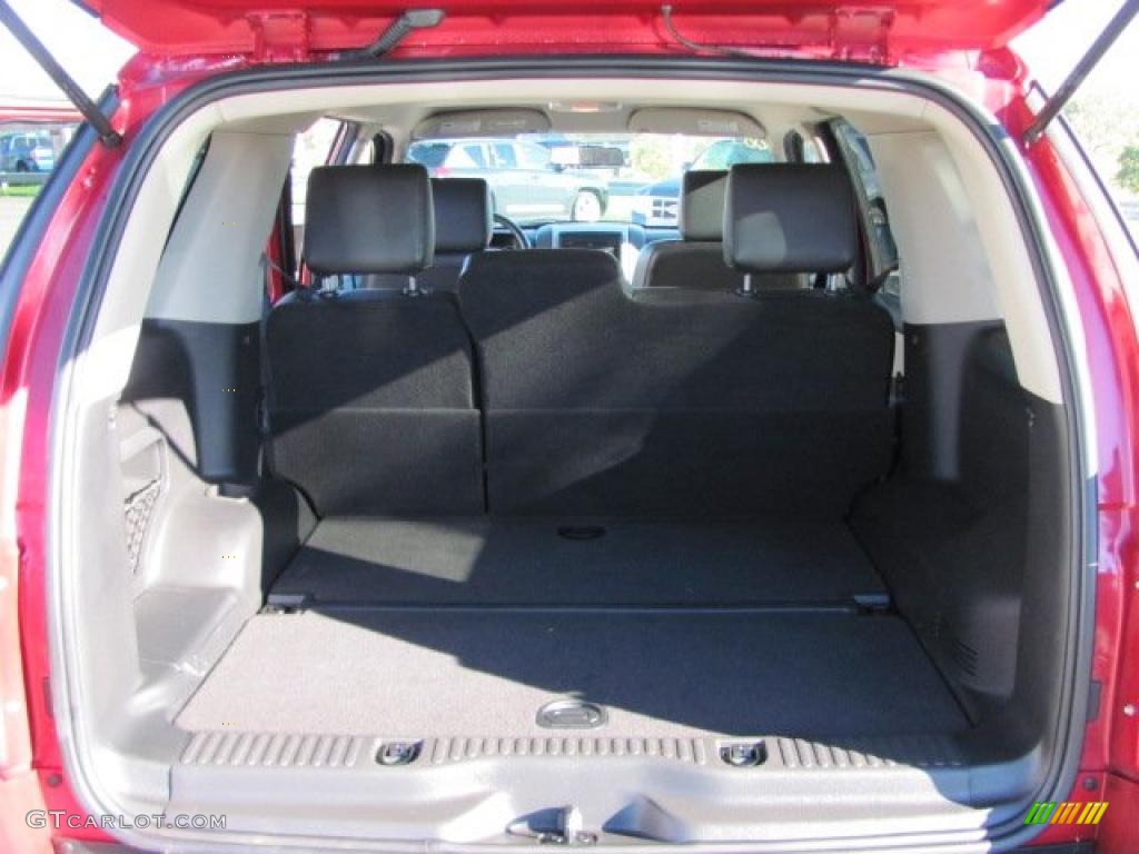 2007 Ford Explorer XLT Ironman Edition 4x4 Trunk Photo #38647298
