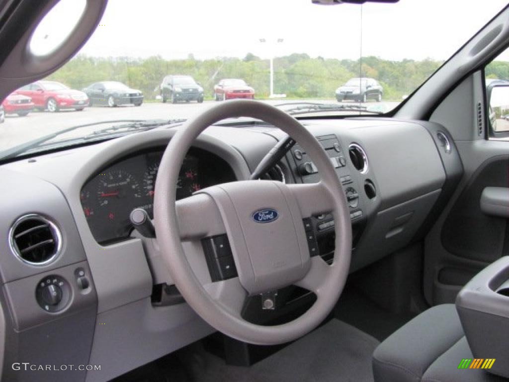 2007 Ford F150 XLT SuperCab 4x4 Medium/Dark Flint Dashboard Photo #38647586