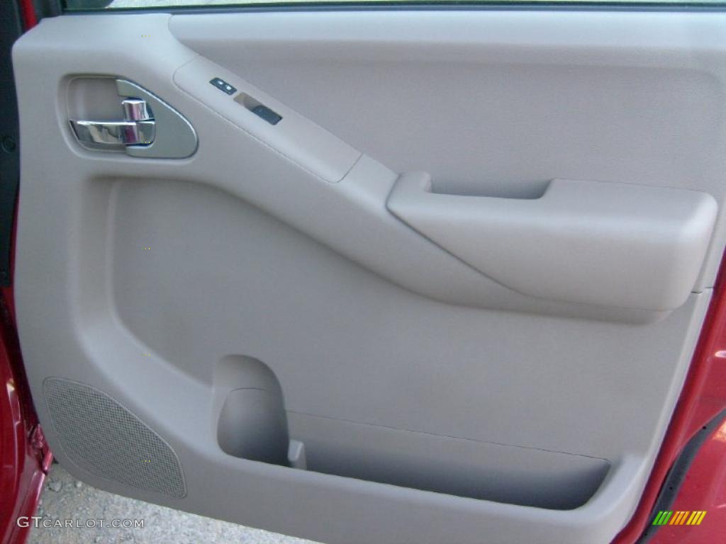 2010 Nissan Frontier SE V6 King Cab 4x4 Door Panel Photos