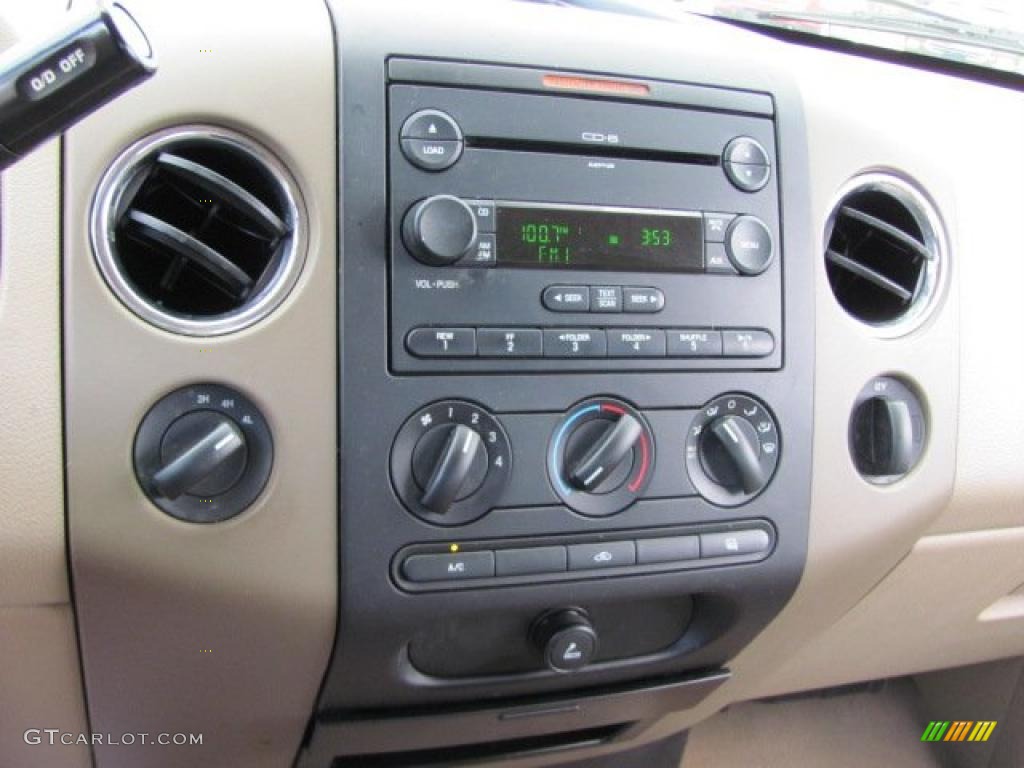 2007 Ford F150 XLT SuperCab 4x4 Controls Photo #38647938