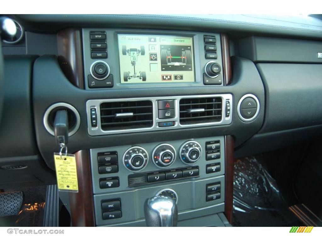 2008 Land Rover Range Rover V8 HSE Controls Photo #38648498