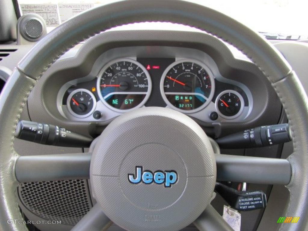2007 Jeep Wrangler Rubicon 4x4 Dark Slate Gray/Medium Slate Gray Steering Wheel Photo #38651110