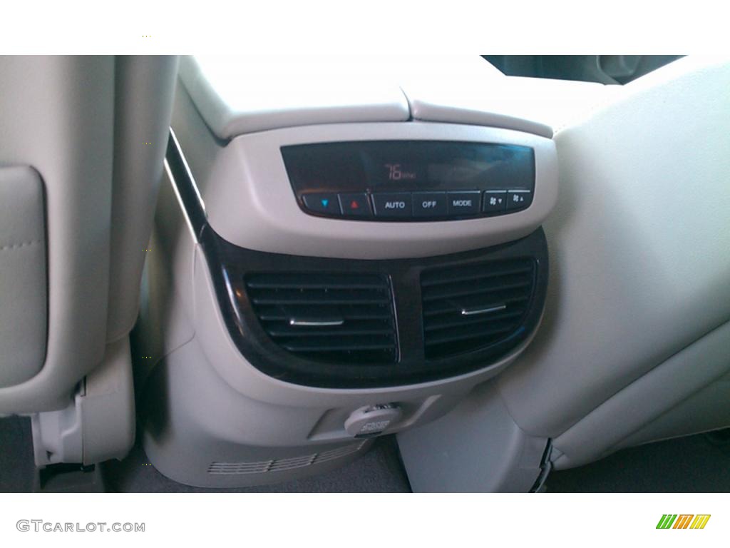 2007 MDX  - Billet Silver Metallic / Taupe photo #15