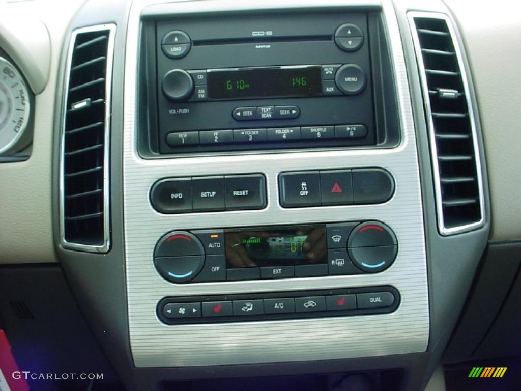 2007 Ford Edge SEL Plus Controls Photo #38653206