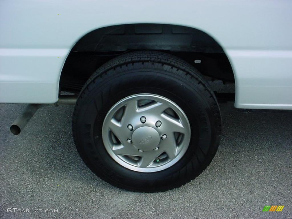 2010 Ford E Series Van E250 Cargo Wheel Photo #38653398