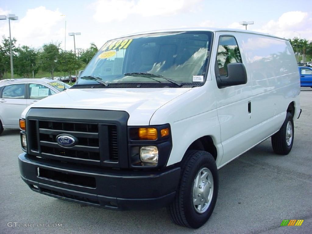 Oxford White 2010 Ford E Series Van E250 Cargo Exterior Photo #38653558