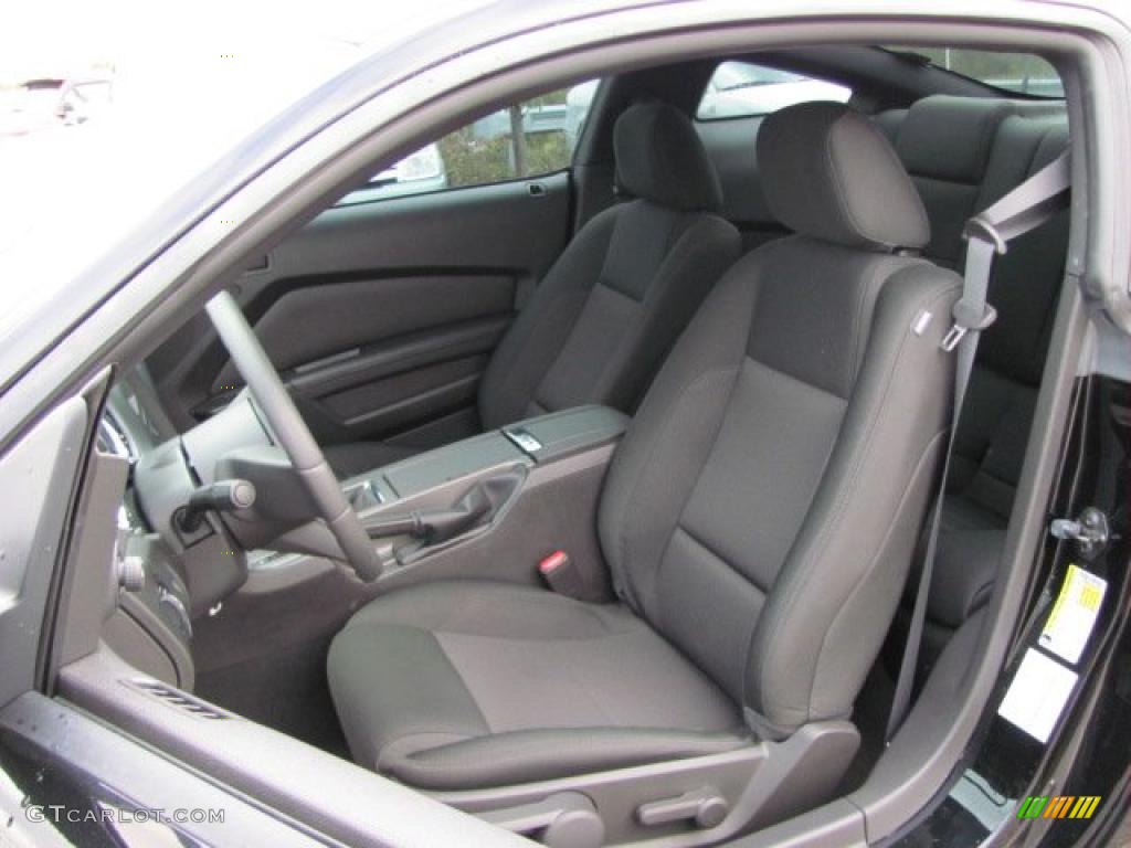 Charcoal Black Interior 2010 Ford Mustang GT Coupe Photo #38654714