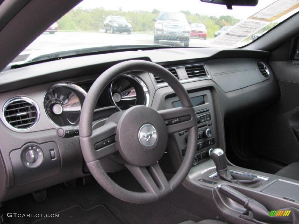 Charcoal Black Interior 2010 Ford Mustang GT Coupe Photo #38654746