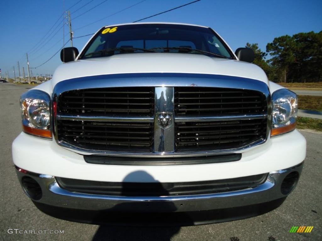 2006 Ram 1500 SLT Regular Cab - Bright White / Medium Slate Gray photo #16