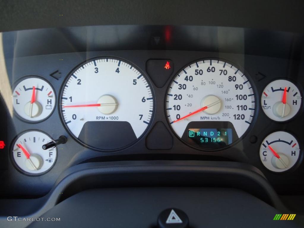 2006 Dodge Ram 1500 SLT Regular Cab Gauges Photo #38655738
