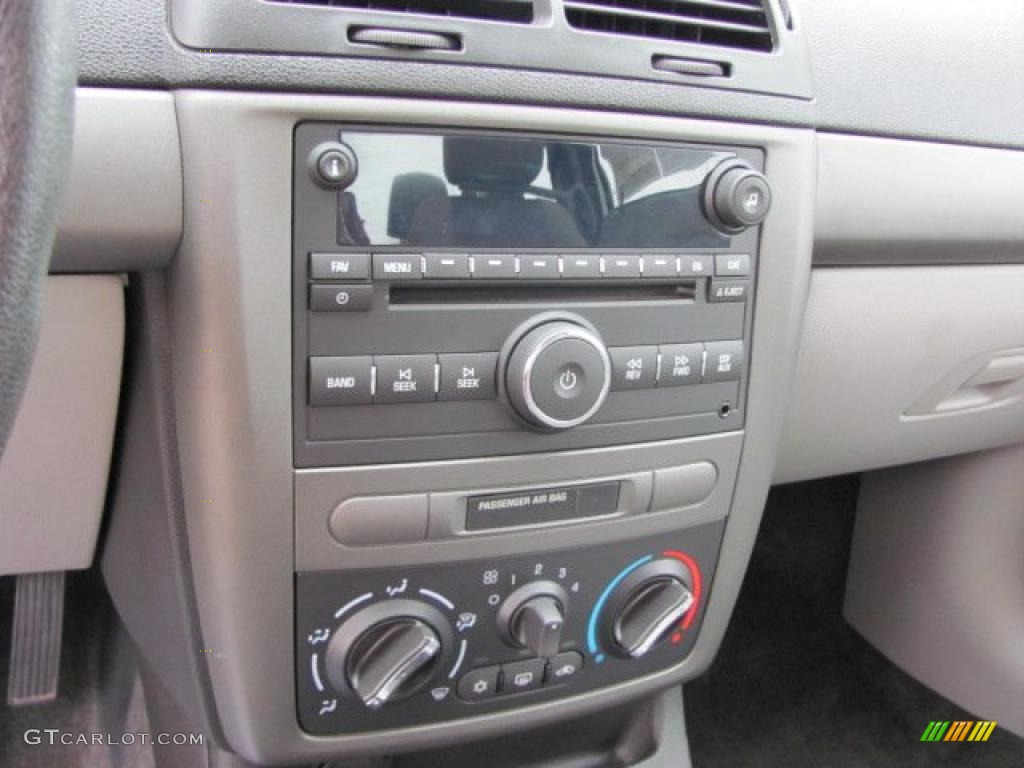2008 Chevrolet Cobalt LS Coupe Controls Photos