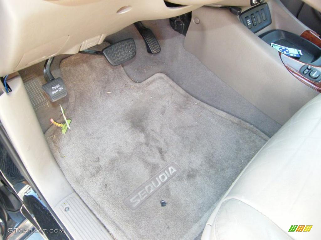2005 Toyota Sequoia Limited 4WD interior Photo #38656458