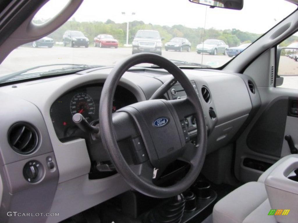 Medium/Dark Flint Interior 2008 Ford F150 STX SuperCab 4x4 Photo #38657546