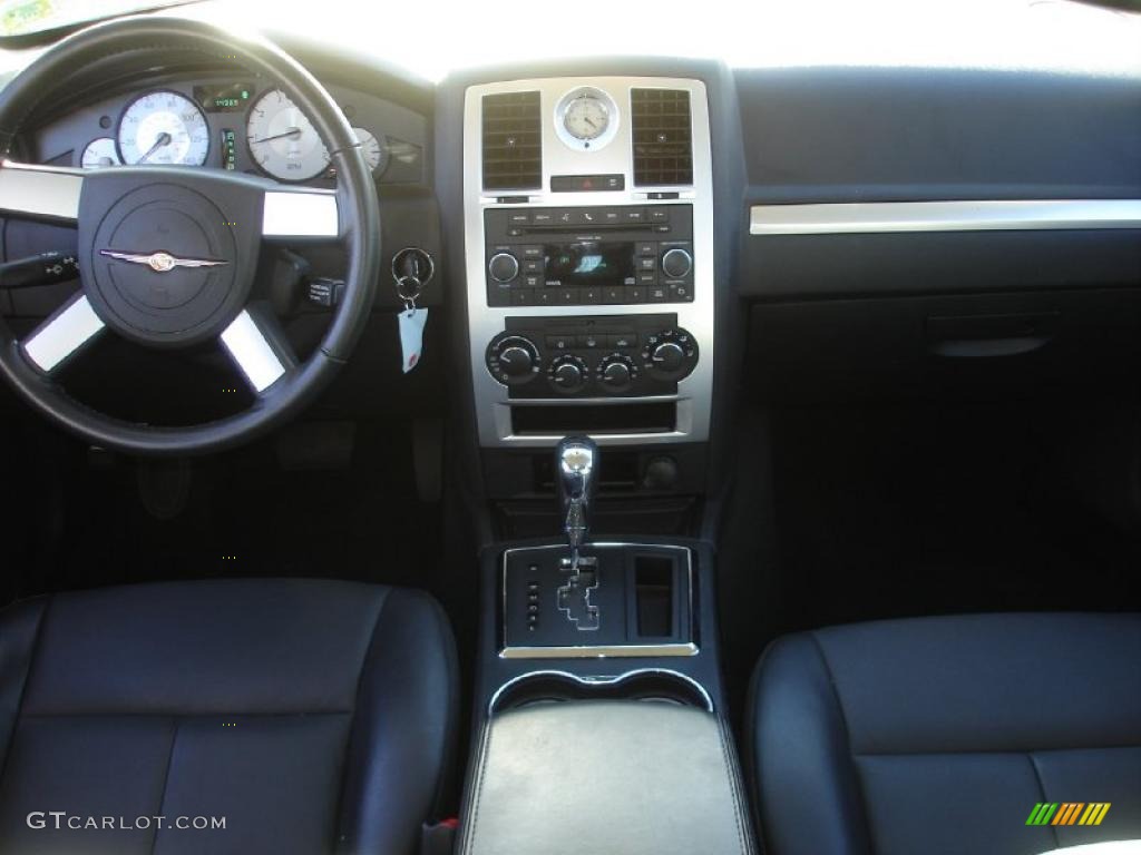 2010 Chrysler 300 Touring Dark Slate Gray Dashboard Photo #38659926