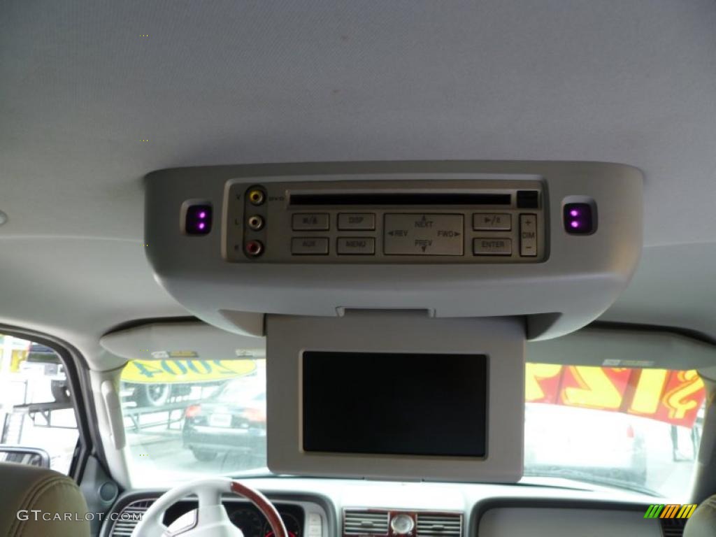 2004 Lincoln Navigator Ultimate Controls Photo #38661626