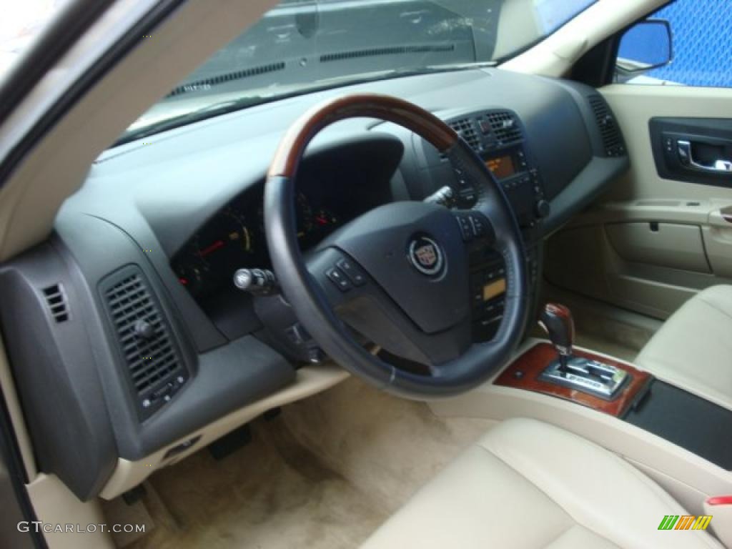 Light Neutral Interior 2004 Cadillac SRX V8 Photo #38662946