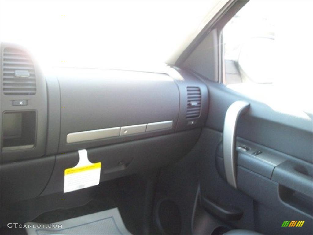 2011 Silverado 1500 LT Extended Cab 4x4 - Black / Ebony photo #18