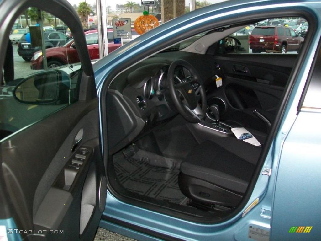 Jet Black Interior 2011 Chevrolet Cruze LT Photo #38664358