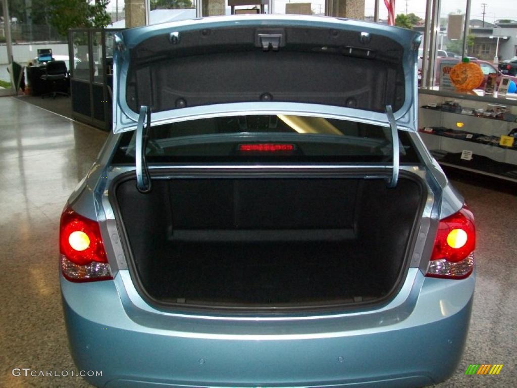 2011 Cruze LT - Ice Blue Metallic / Jet Black photo #18