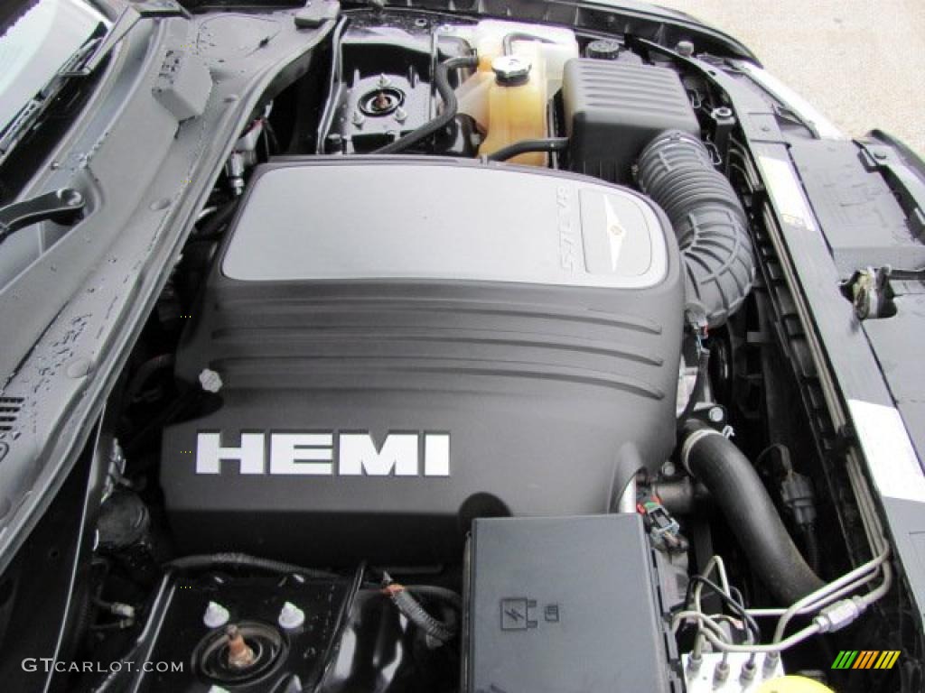 2008 Chrysler 300 C HEMI 5.7 Liter HEMI OHV 16-Valve VVT MDS V8 Engine Photo #38665250