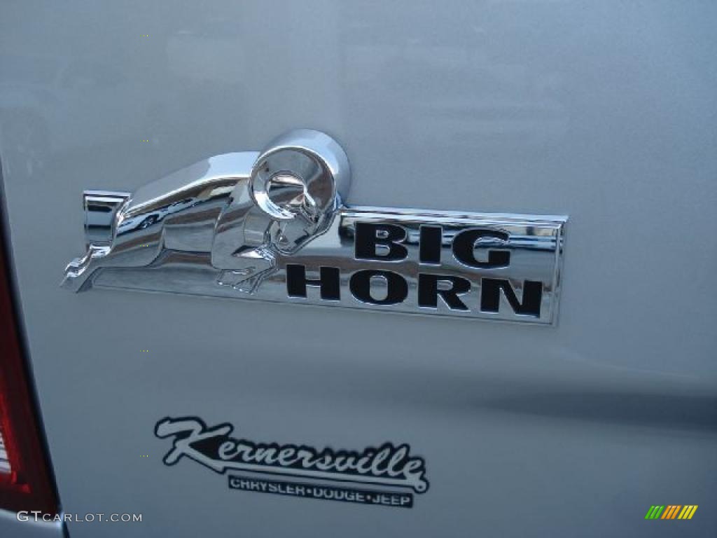 2011 Ram 1500 Big Horn Quad Cab - Bright Silver Metallic / Dark Slate Gray/Medium Graystone photo #14