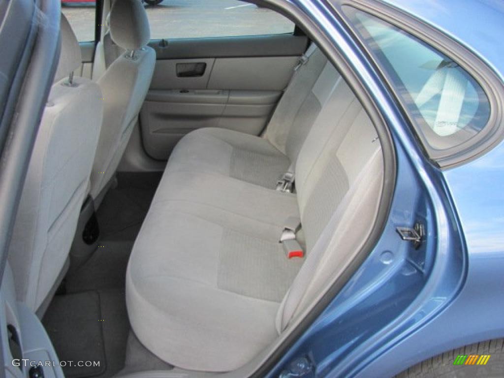 Medium Graphite Interior 2004 Ford Taurus SE Sedan Photo #38668866